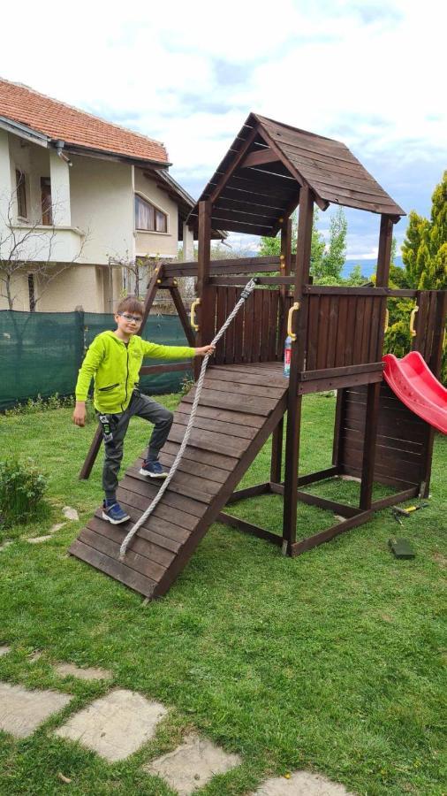 Triglav Edelweiss Guest House Pavel Banya Bagian luar foto
